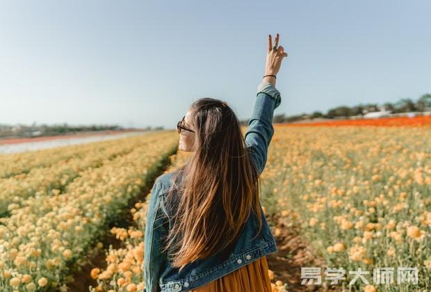 手相研究：手掌感情线分叉好吗